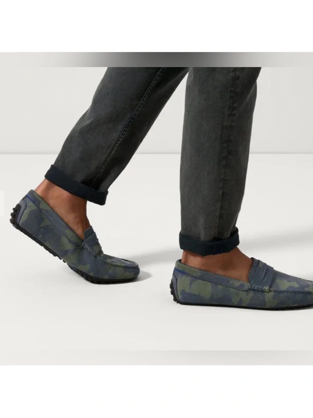 NWOT Rothy’s The Driving Loafer in Forest Camo size 8